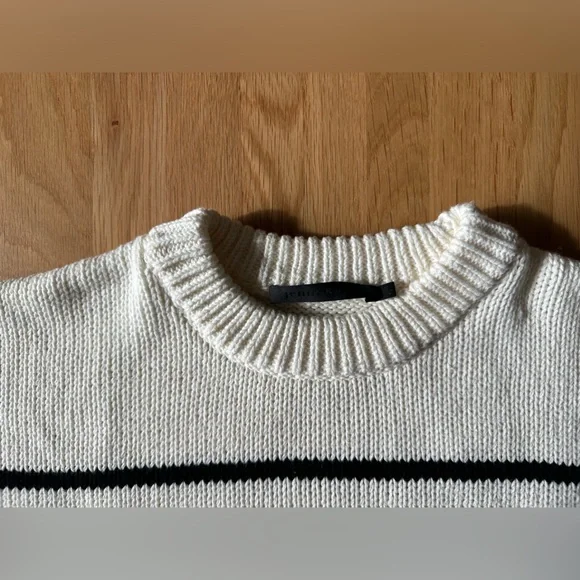 Jenni Kayne Chloe Sweater size small - Picture 4 of 5